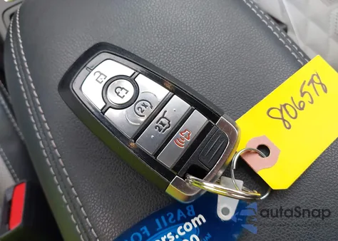 2023 Ford Escape Platinum z USA, uszkodzony, nr VIN 1FMCU9JZ1PUA50679